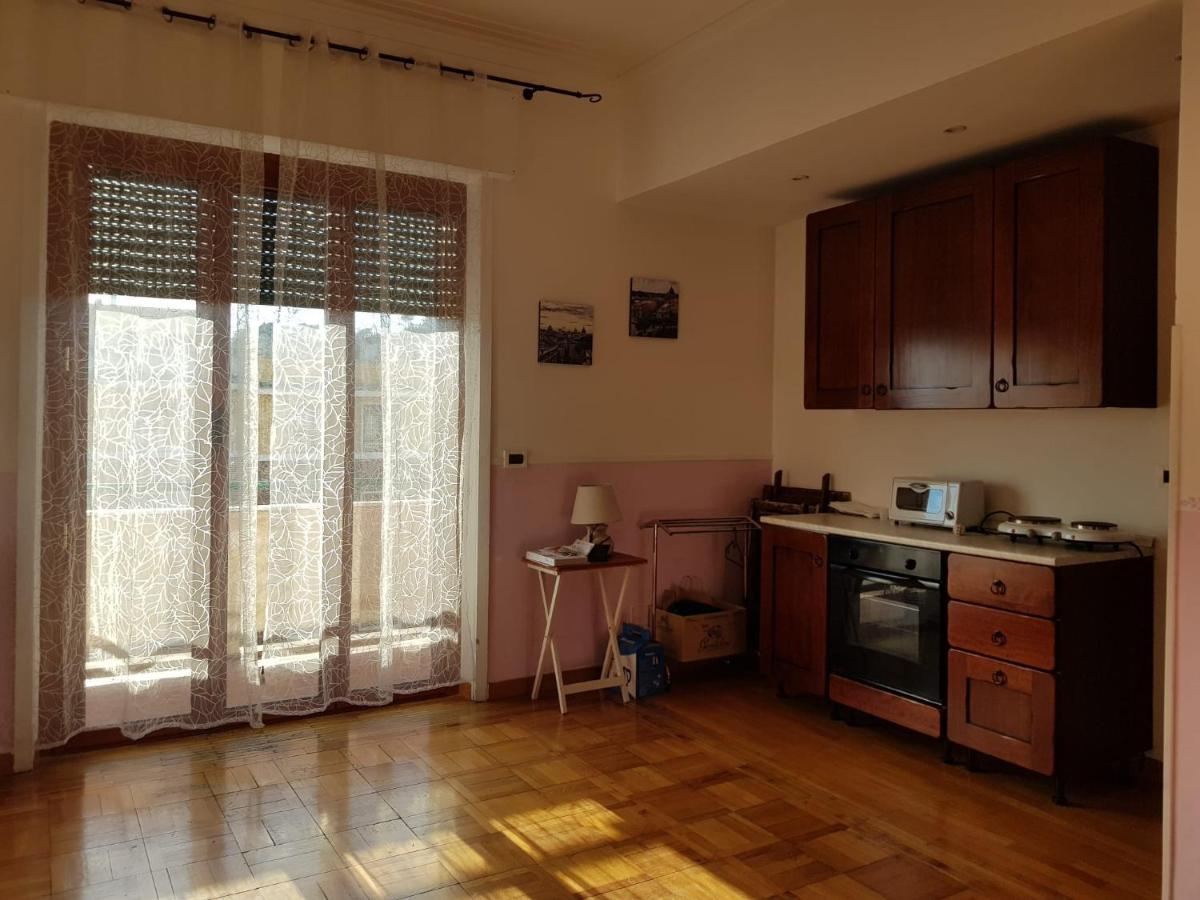 Rent Rooms Filomena E Francesca Rome Bagian luar foto